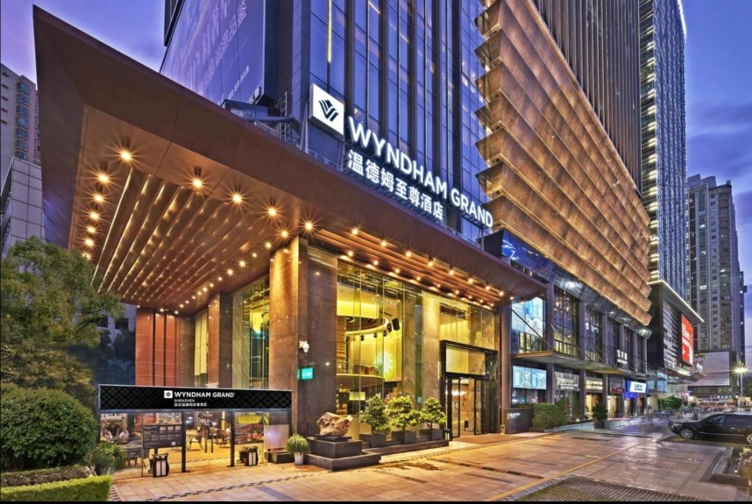 Hotel Shenzhen Futian Wyndham Grand Exterior foto